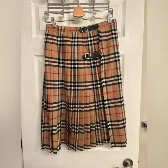 Burberry | Skirts | Beautiful Vintage Pleated Wool Burberrys